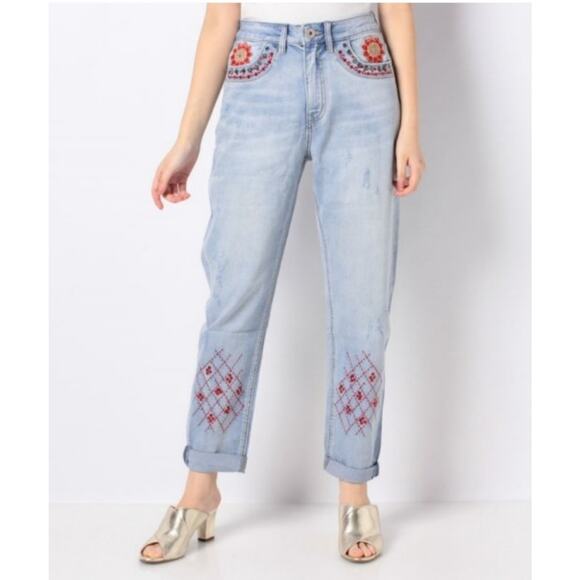 Desigual Marrakech Straight Leg Jeans with Embellishment Size 24 - Picture 1 of 14